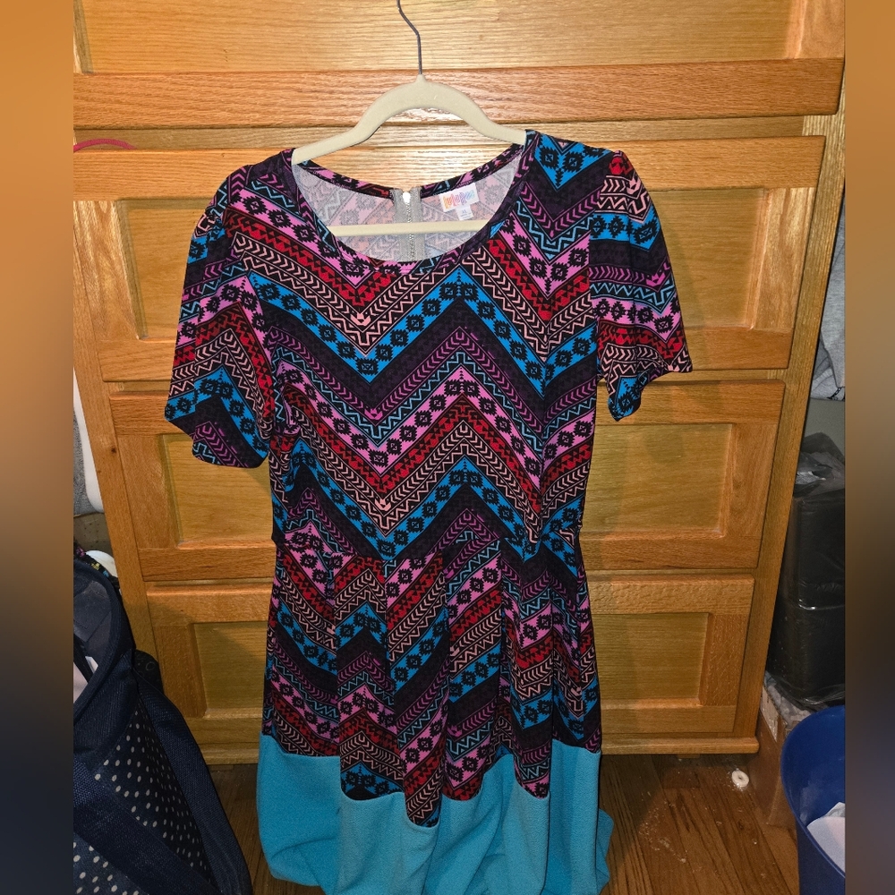 LuLaRoe Red and Blue V-Neck Sheath Dress